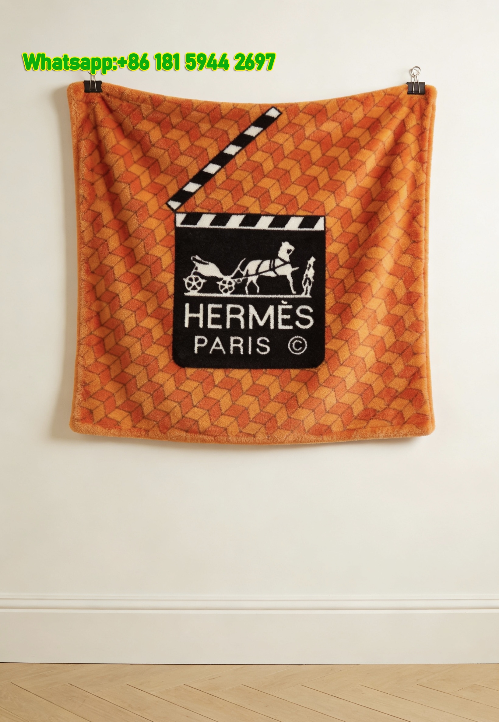 Hermès Clapperboard Carriage Crest Flannel Throw Blanket IMG_5089